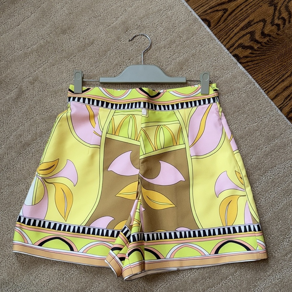 Zara Printed High‎ Waist Shorts - Picture 17 of 17